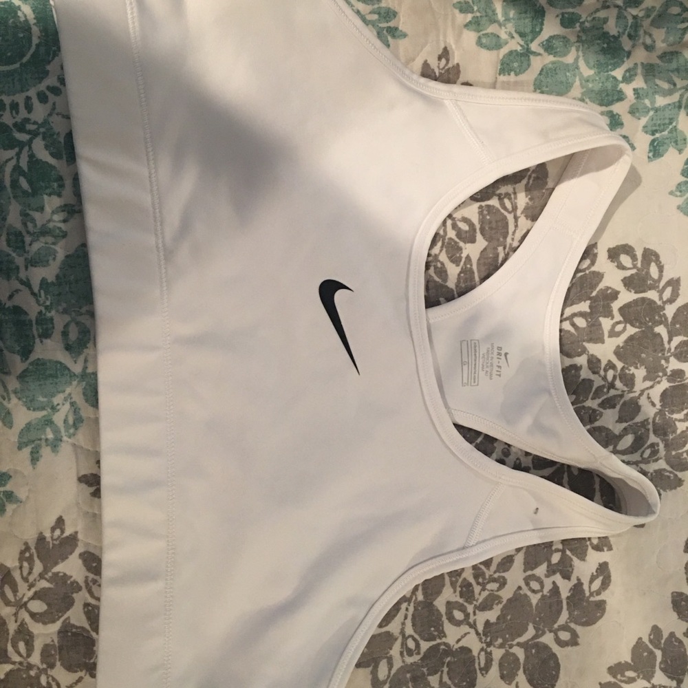 New Without Tags Nike Athletic Bra
